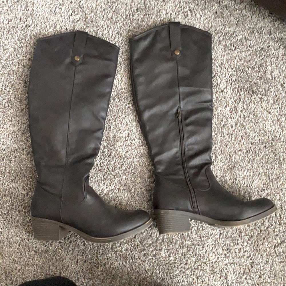 Rampage Boots